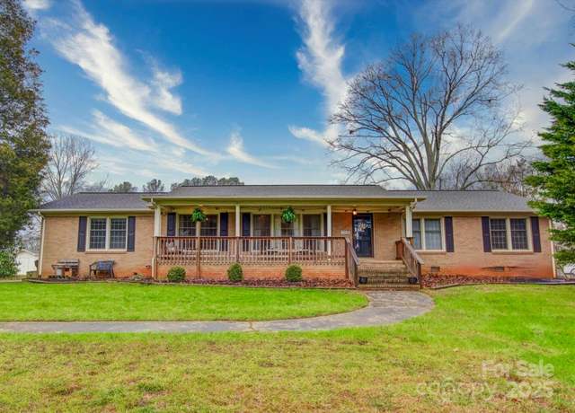 Property at 1115 Kelly Rd, Mount Holly, NC 28120, 3 beds, 2 baths