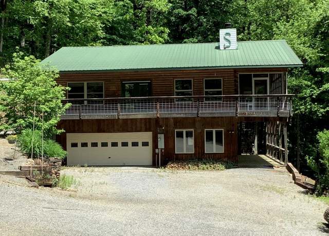 Property at 124 Baconton Cv, Waynesville, NC 28786, 3 beds, 4 baths