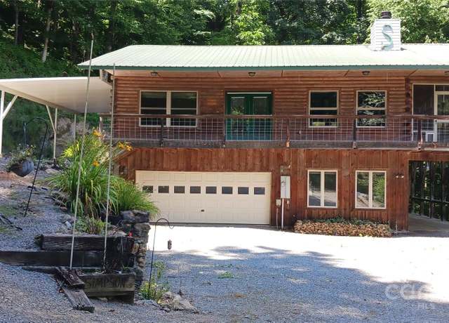 Property at 124 Baconton Cv, Waynesville, NC 28786, 3 beds, 4 baths