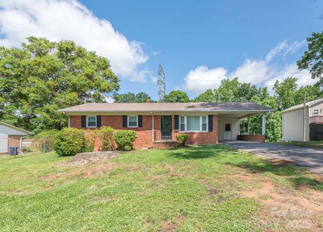Property at 876 Stowe Ln, Gastonia, NC 28056, 3 beds, 1 bath