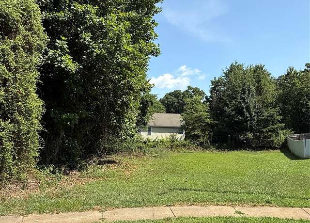 Property at 8124 Pozzi Rd, Charlotte, NC 28216