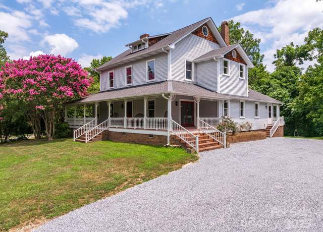 Property at 44 Bickford Ave, Tryon, NC 28782, 5 beds, 4 baths