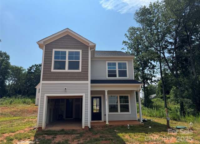 Property at 1727 E Cloaninger Ave, Statesville, NC 28625, 3 beds, 2.5 baths