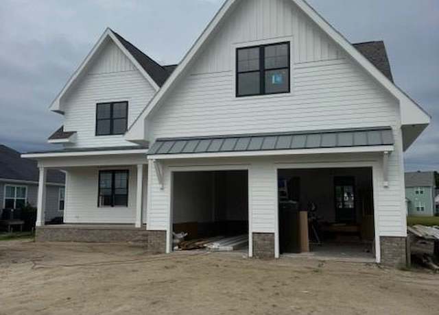 Property at 1309 Fathom Way, Morehead City, NC 28557, 4 beds, 4 baths