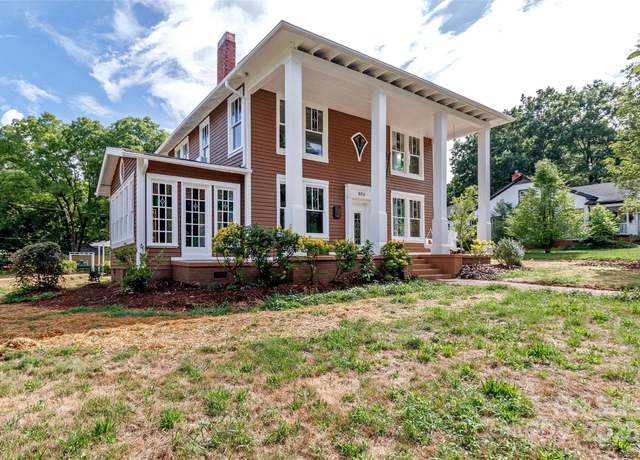 Property at 903 W Franklin St, Monroe, NC 28112, 5 beds, 4.5 baths