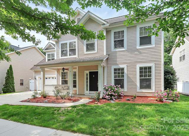 Property at 14904 Rosemary Way Dr, Huntersville, NC 28078, 5 beds, 4 baths