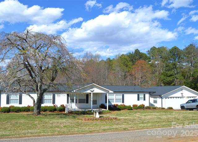 Property at 648 Dobson Farm Rd, Statesville, NC 28625, 3 beds, 2 baths