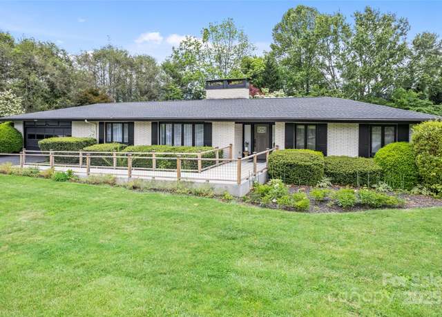 Property at 225 Valley View Ter, Waynesville, NC 28786, 5 beds, 3.5 baths