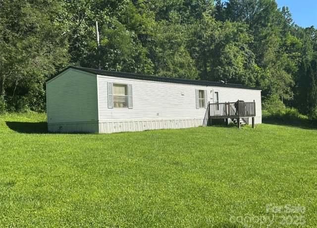 Property at 492 Chestnut Mountain Rd, Spruce Pine, NC 28777, 3 beds, 2 baths