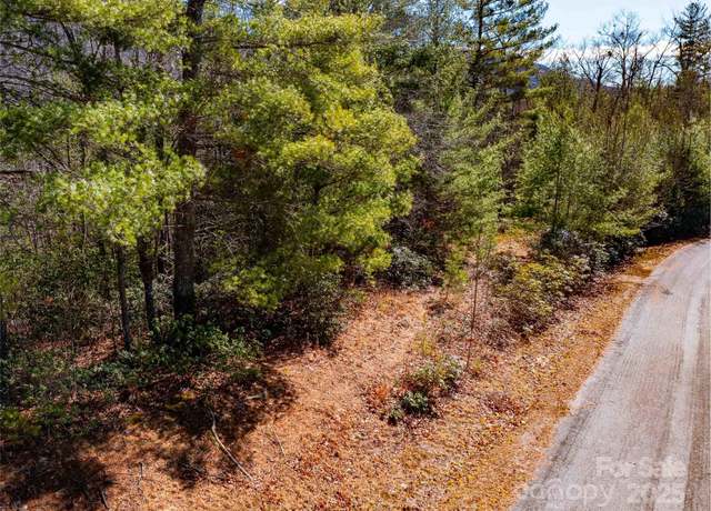 Property at 794 Silverstone Dr, Hendersonville, NC 28792