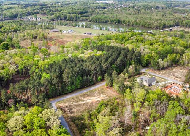Property at 105 Wharf Ln, Statesville, NC 28677