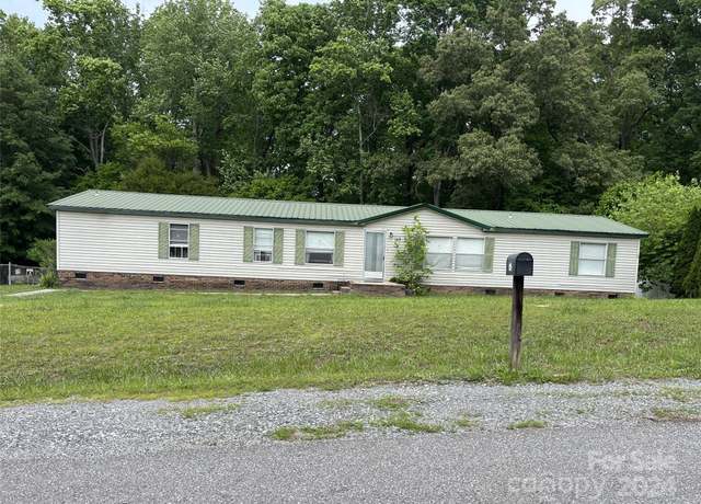 Property at 145 Crown Ct, Kings Mountain, NC 28086, 4 beds, 2 baths