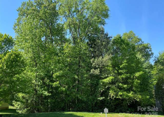 Property at 1033 Millhouse Dr, Rock Hill, SC 29730