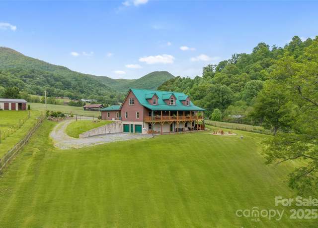 Property at 101 Trinity Dr, Clyde, NC 28721, 4 beds, 4 baths