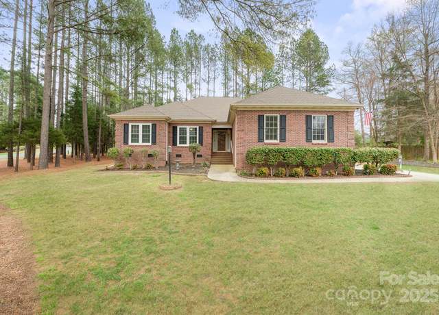 Property at 8801 Oldenburg Dr, Mount Pleasant, NC 28124, 3 beds, 2 baths
