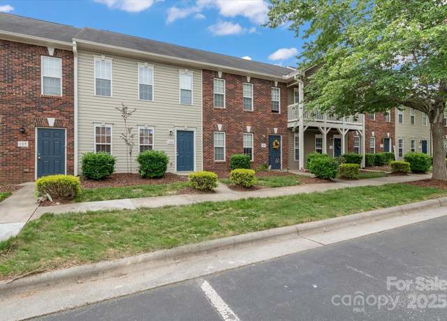Property at 128 Locomotive Ln, Mooresville, NC 28115, 2 beds, 2.5 baths