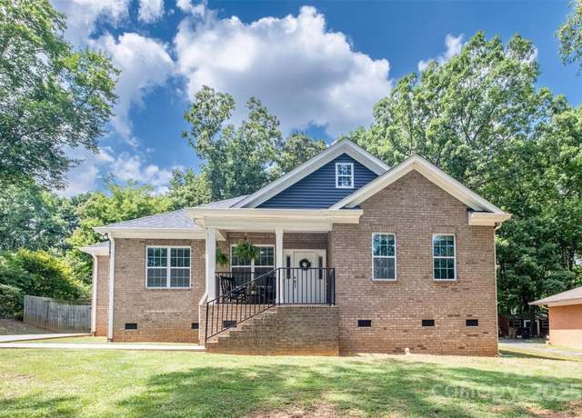 Property at 114 Keowee Cir, Indian Trail, NC 28079, 3 beds, 2 baths