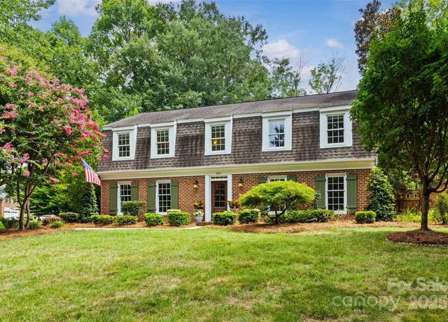 Property at 1811 Manor Mill Rd, Charlotte, NC 28226, 4 beds, 2.5 baths