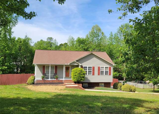 Property at 115 Scotch Irish Ln, Troutman, NC 28166, 3 beds, 2 baths