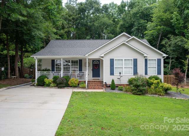 Property at 317 Sugar Creek Xing, Fort Mill, SC 29715, 3 beds, 2 baths