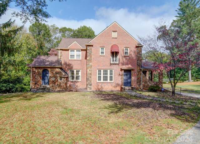 Property at 1116 E Franklin Blvd, Gastonia, NC 28054, 3 beds, 2 baths