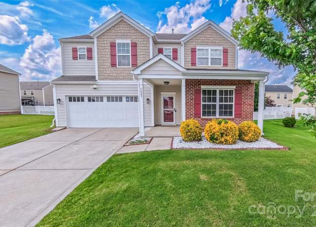 Property at 5003 Singletree Ln, Indian Trail, NC 28079, 4 beds, 2.5 baths