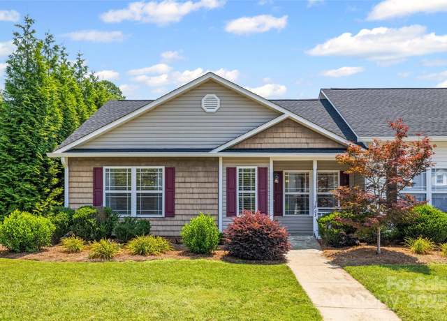 Property at 703 Dalebrook Ln, Rock Hill, SC 29730, 3 beds, 2 baths