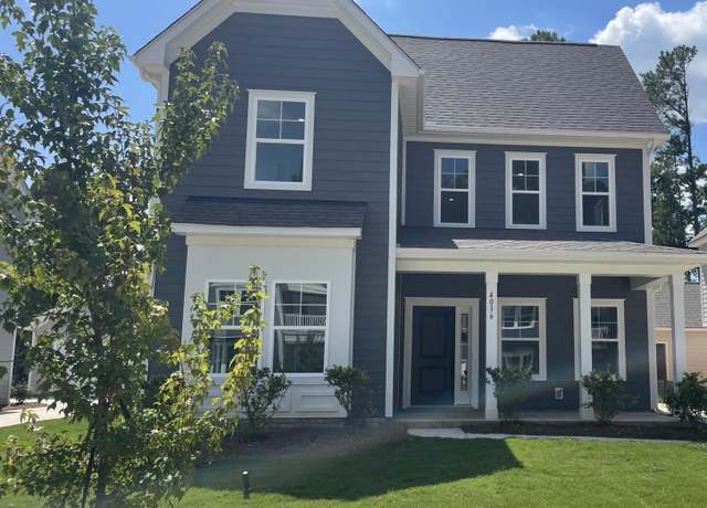 Property at 4036 Grommet Ct, Matthews, NC 28105, 4 beds, 3 baths