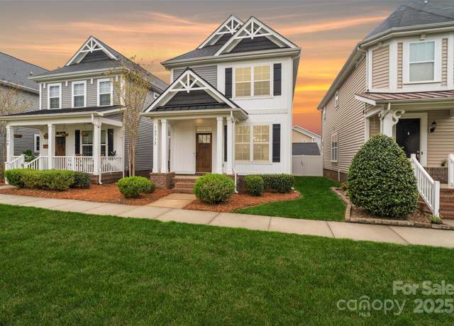 Property at 13712 Bonnerby Ct, Huntersville, NC 28078, 3 beds, 2.5 baths