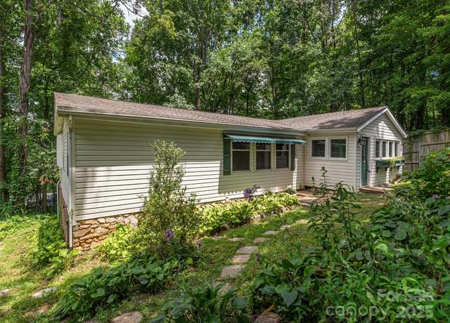 Property at 64 Mountain Site Ln, Asheville, NC 28803, 3 beds, 2.5 baths
