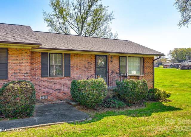 Property at 970 Willowbrook Ave, Rock Hill, SC 29730, 2 beds, 1 bath