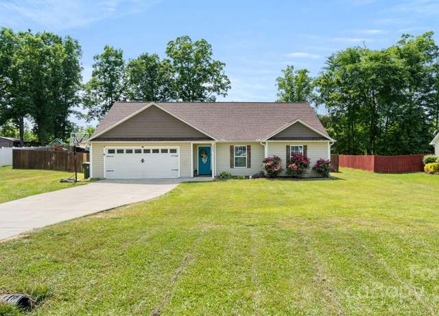 Property at 5057 Sedgefield Dr, Lancaster, SC 29720, 4 beds, 2 baths