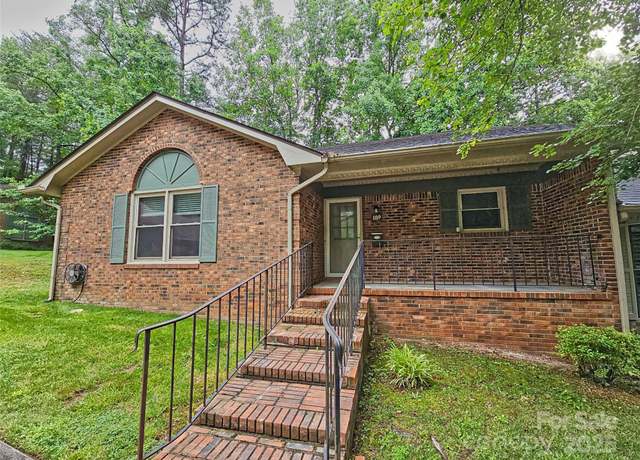 Property at 109 Phil Ct, Fort Mill, SC 29715, 2 beds, 2 baths