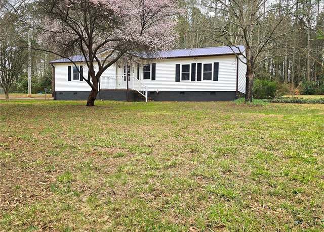 Property at 1607 W NC 27 Hwy, Lincolnton, NC 28092, 3 beds, 2 baths