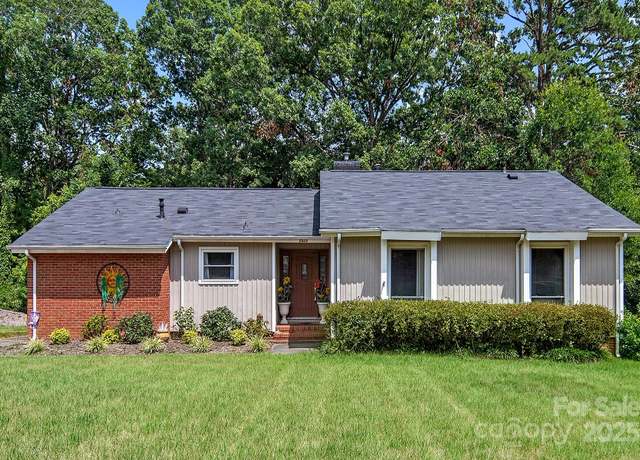 Property at 5922 Sullins Rd, Charlotte, NC 28214, 3 beds, 2 baths