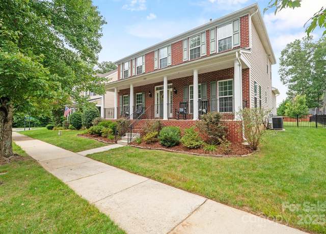 Property at 17031 Hugh Torance Pkwy, Huntersville, NC 28078, 4 beds, 2.5 baths