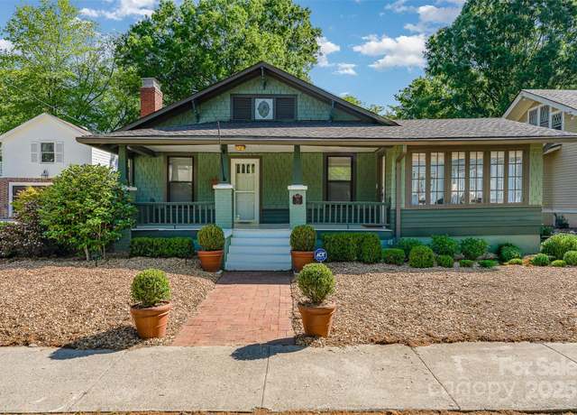 Property at 36 Yorktown St NW, Concord, NC 28025, 4 beds, 3 baths