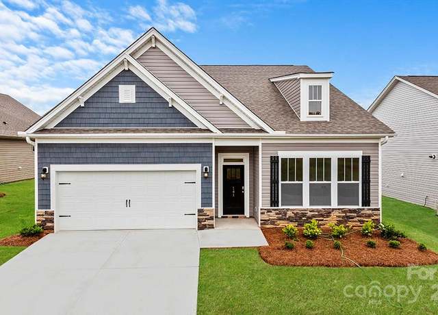 Property at 559 River Bottom Rd, Fletcher, NC 28732, 3 beds, 2 baths