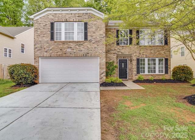 Property at 3227 Deshler Morris Ln, Charlotte, NC 28216, 3 beds, 2.5 baths