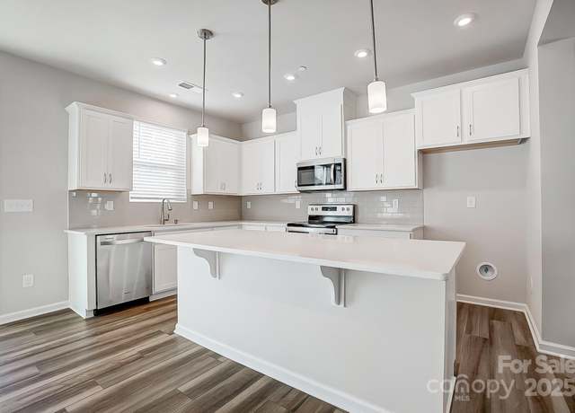 Property at 2470 Hedgecliff Rd, Kannapolis, NC 28025, 3 beds, 2.5 baths