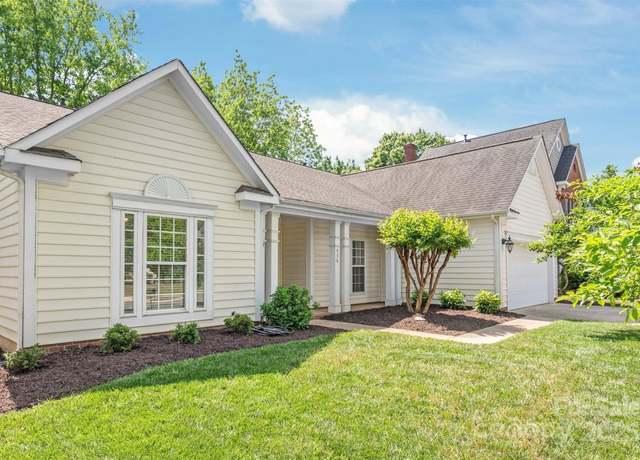 Property at 936 Knightsbridge Rd, Fort Mill, SC 29708, 4 beds, 2 baths