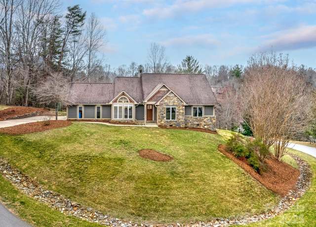Property at 2 New Cross South #39, Asheville, NC 28805, 3 beds, 2 baths