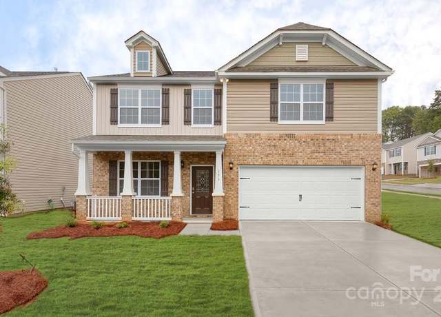 Property at 1325 Secrest Commons Dr, Monroe, NC 28112, 4 beds, 2.5 baths