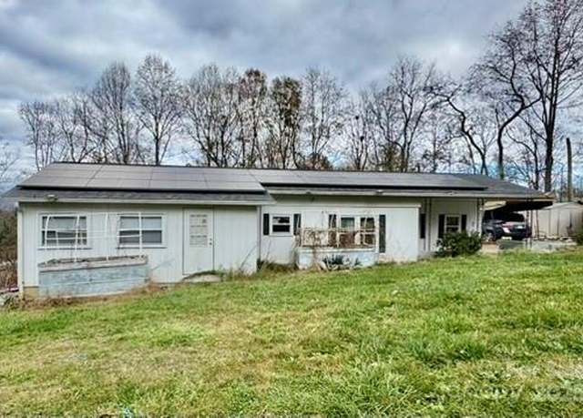 Property at 15 Deno Dr, Asheville, NC 28806, 2 beds, 2 baths