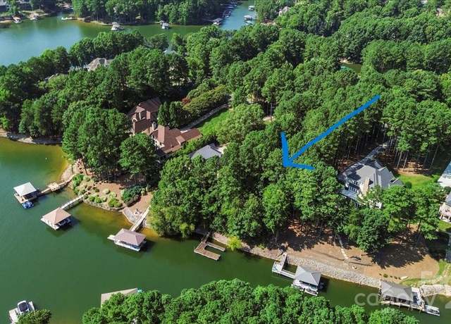 Property at 9178 Fair Oak Dr, Sherrills Ford, NC 28673