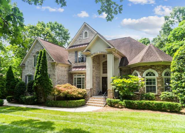 Property at 6795 Montgomery Rd, Lake Wylie, SC 29710, 4 beds, 3 baths