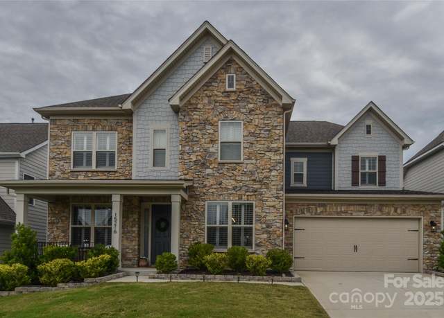 Property at 15216 Shallow Ridge Rd, Charlotte, NC 28278, 4 beds, 3.5 baths