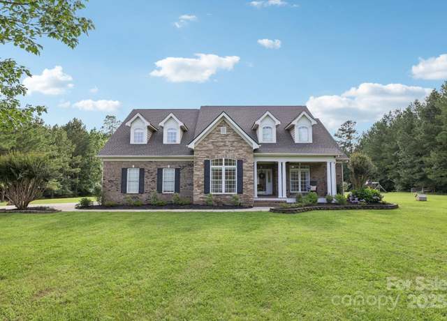 Property at 2018 Whiskery Ct, York, SC 29745, 4 beds, 4 baths