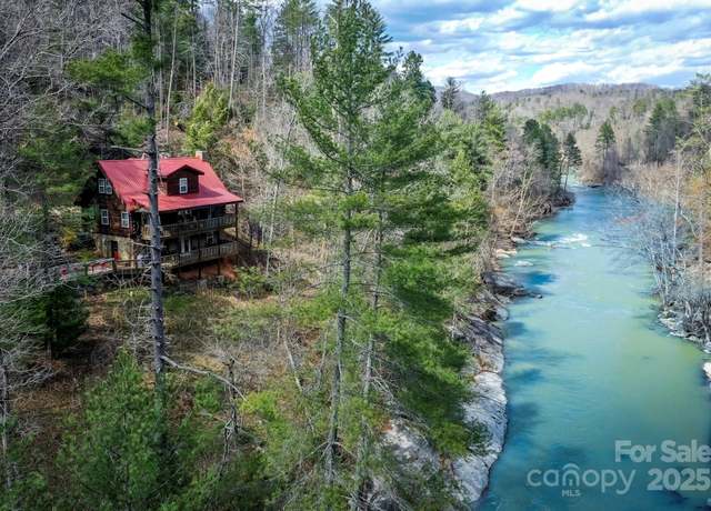 Property at 351 Chickadee Ave, Lake Lure, NC 28746, 3 beds, 3.5 baths