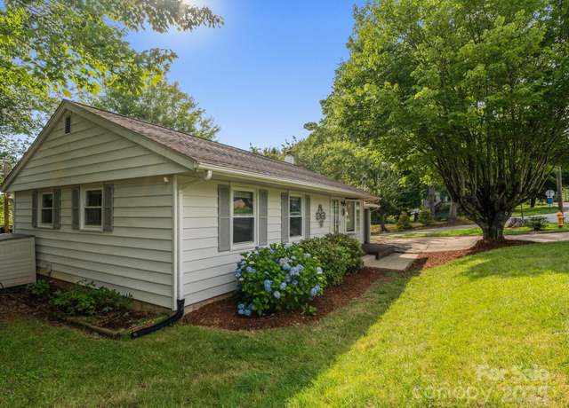 Property at 74 Hi Alta Ave, Asheville, NC 28806, 3 beds, 2 baths